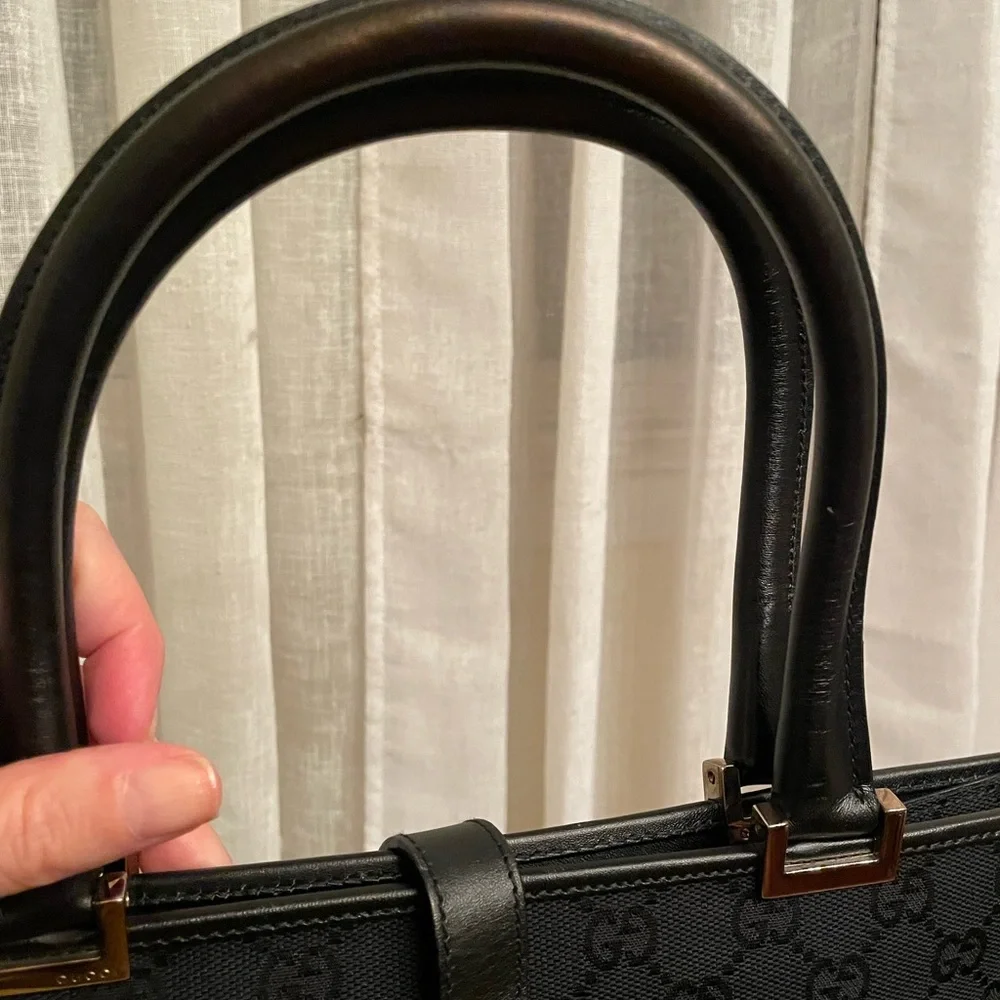 GG Jackie canvas tote.
